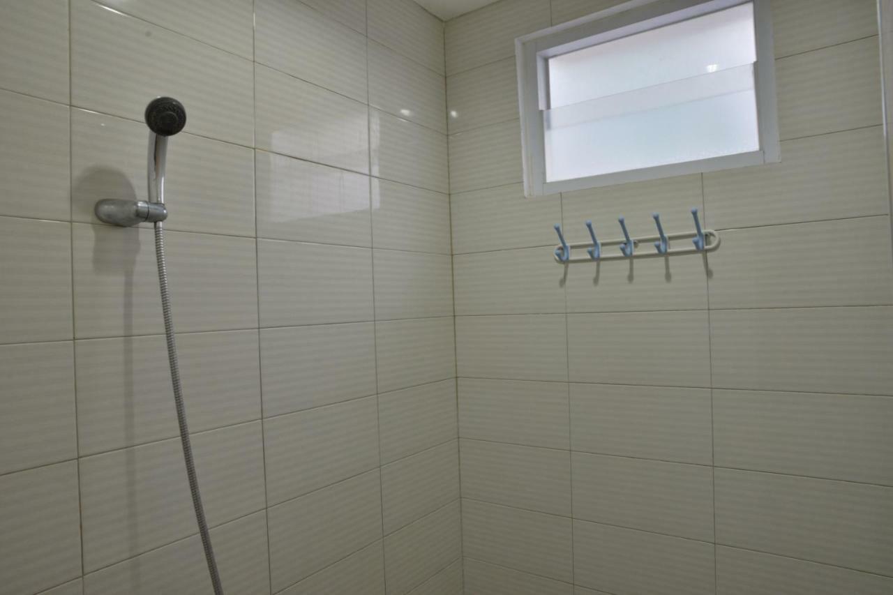 Zen Rooms Karet Pedurenan Yakarta Habitación foto