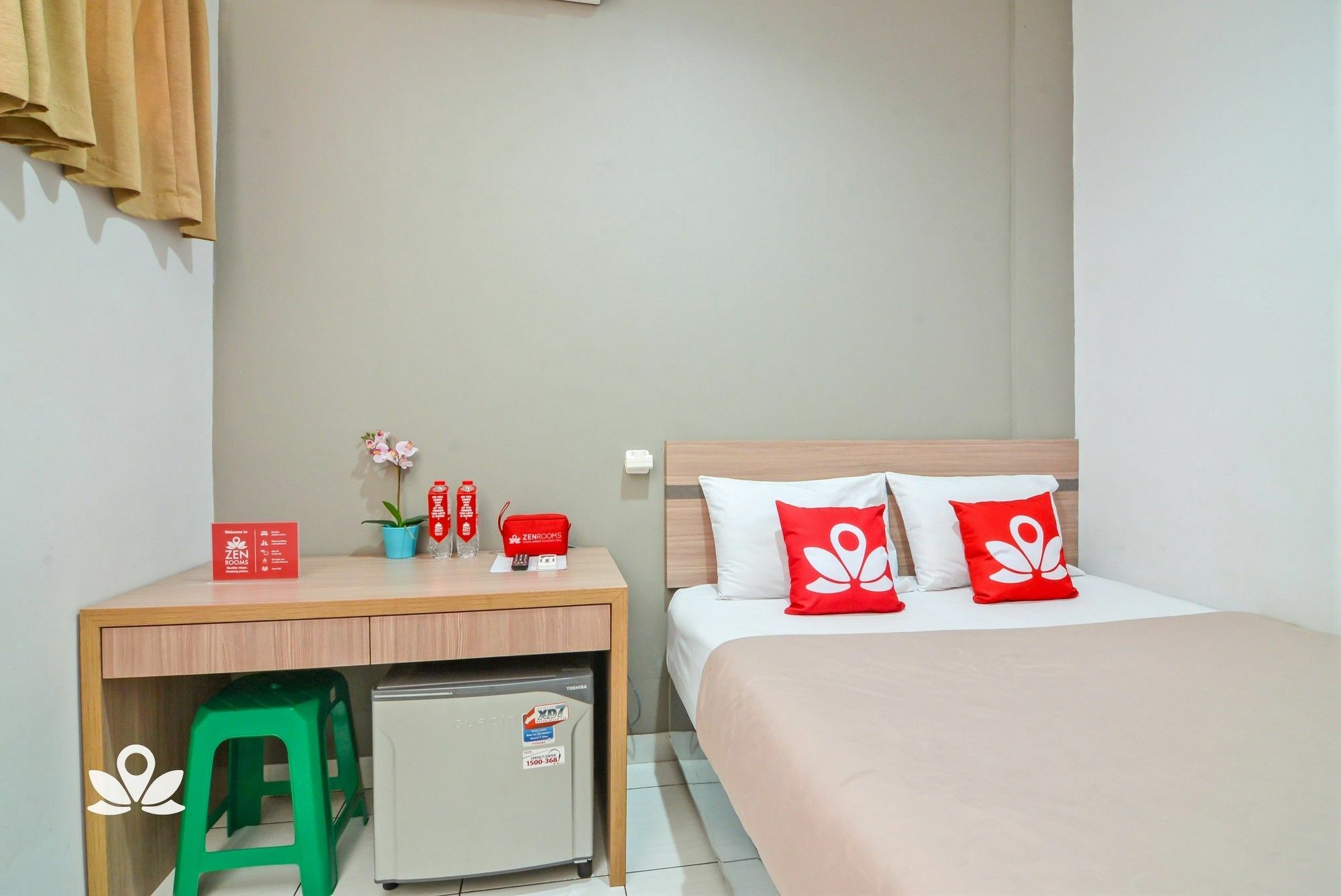 Zen Rooms Karet Pedurenan Yakarta Exterior foto