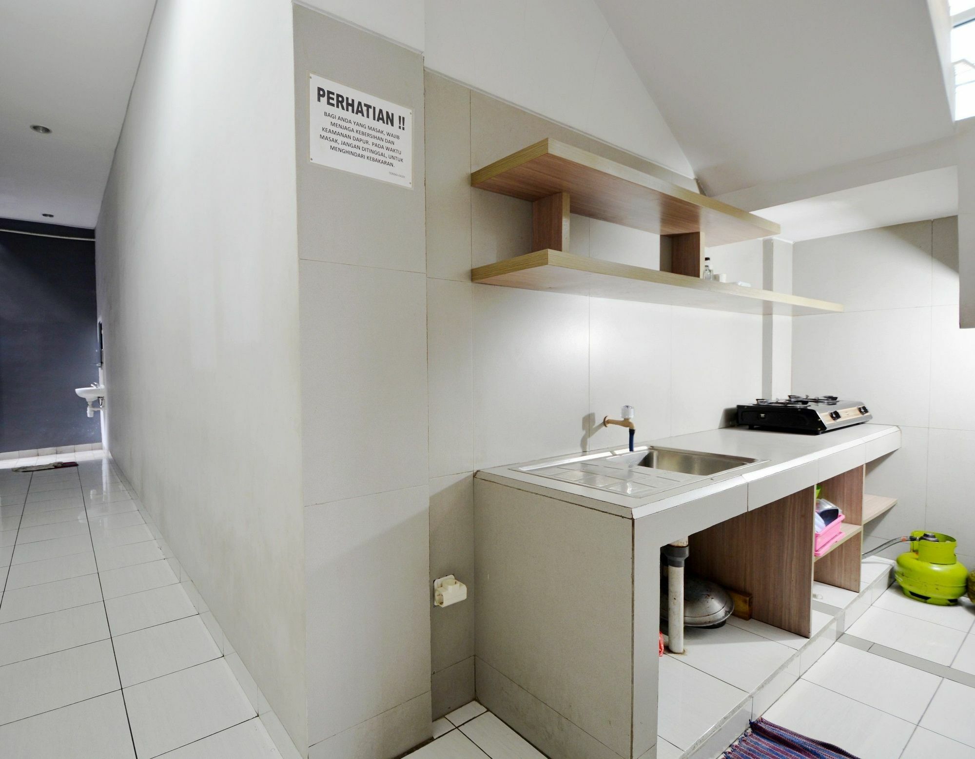 Zen Rooms Karet Pedurenan Yakarta Exterior foto