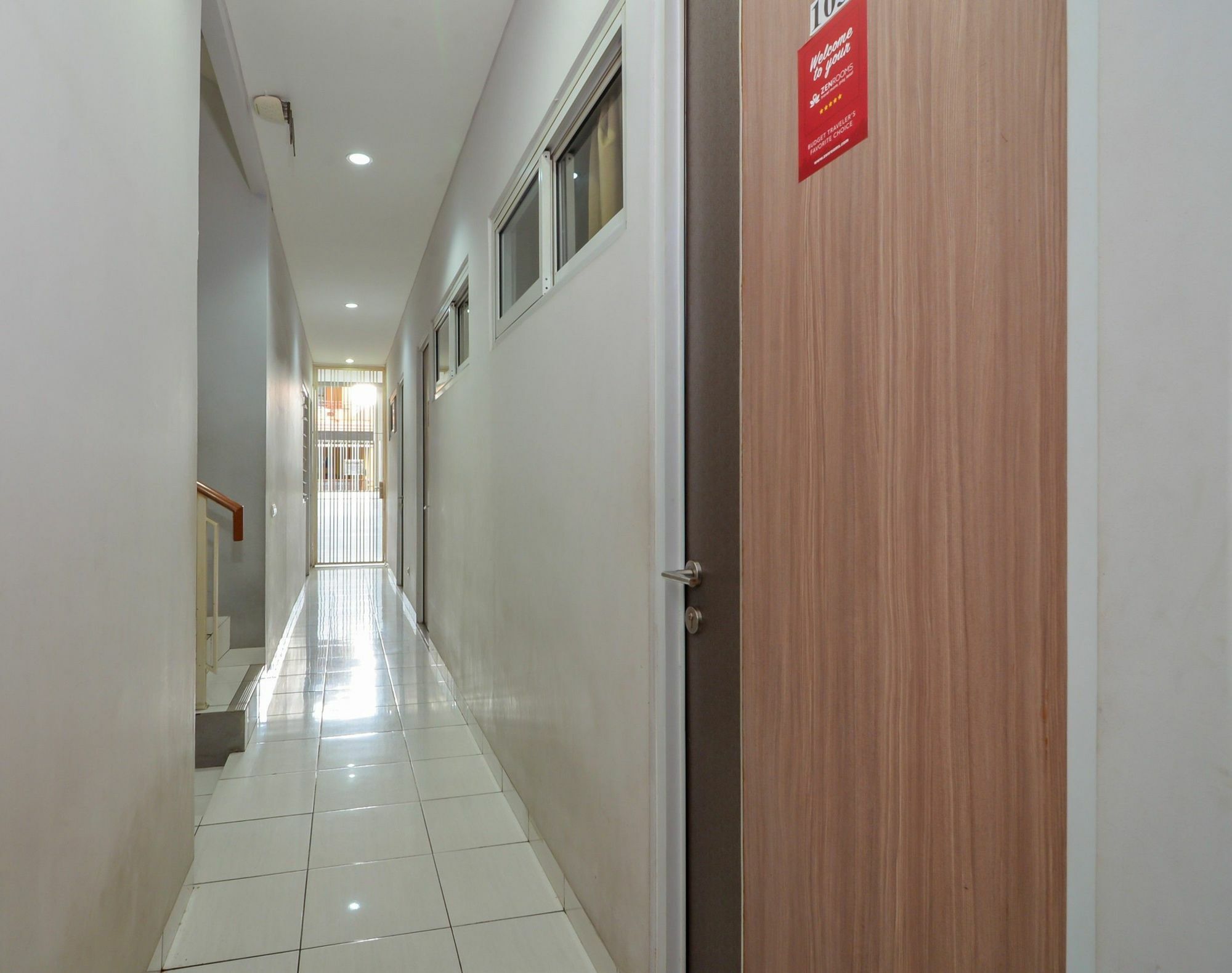 Zen Rooms Karet Pedurenan Yakarta Exterior foto