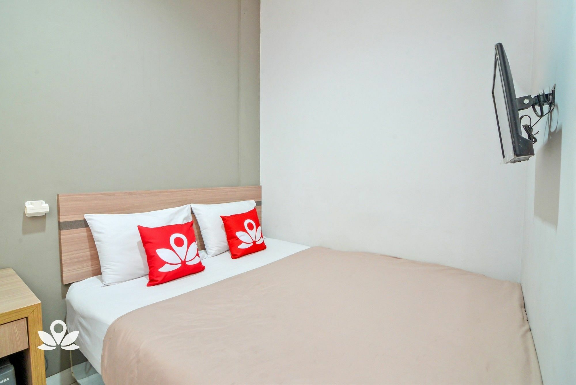 Zen Rooms Karet Pedurenan Yakarta Exterior foto
