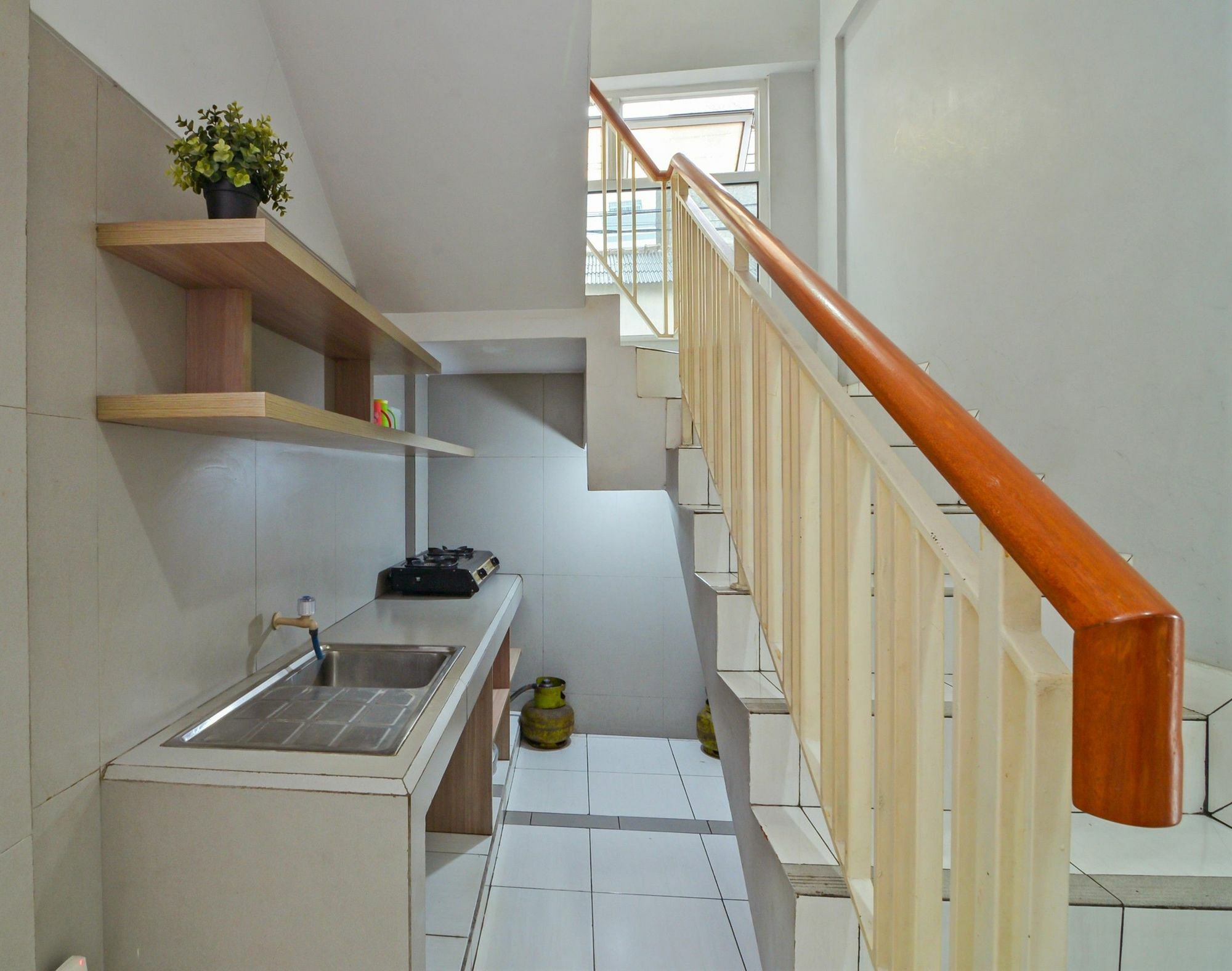 Zen Rooms Karet Pedurenan Yakarta Exterior foto